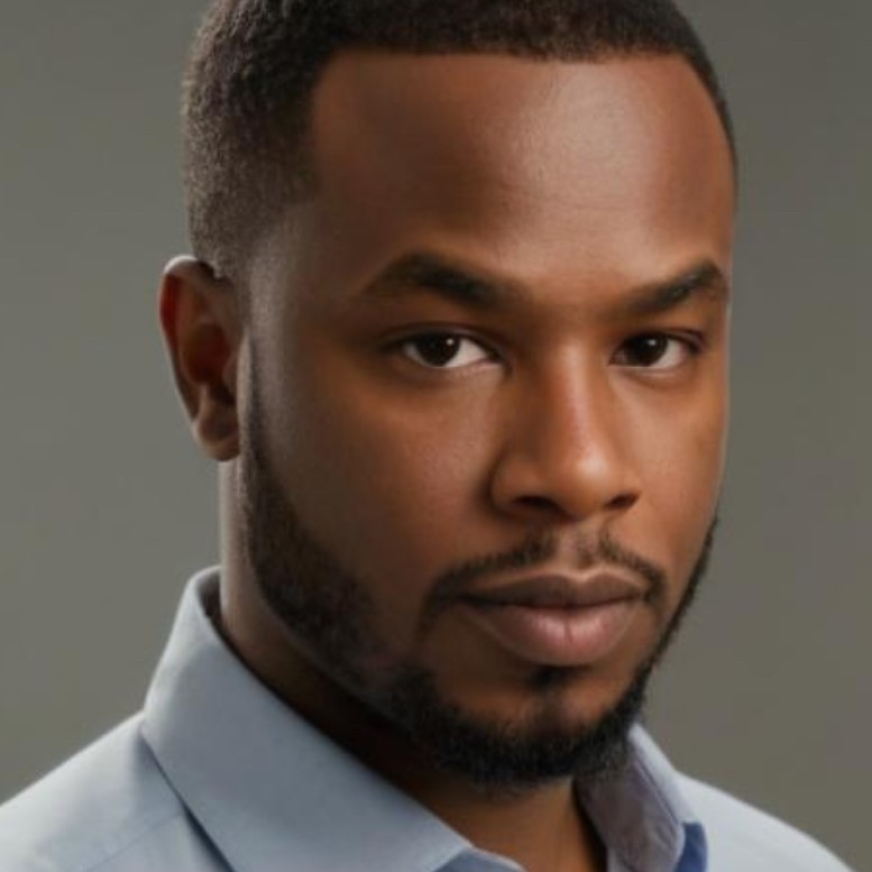 Aaron Myers Headshot.jpg